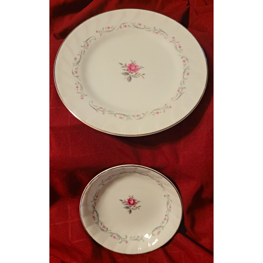 Fine China Japan Royal Swirl Floral Porcelain Salad Plate & Berry Bowl Lot